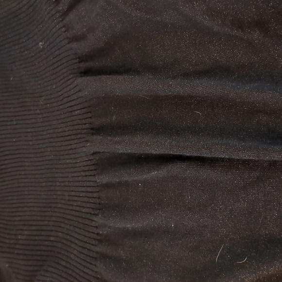 Sweater - Picture 6 of 6